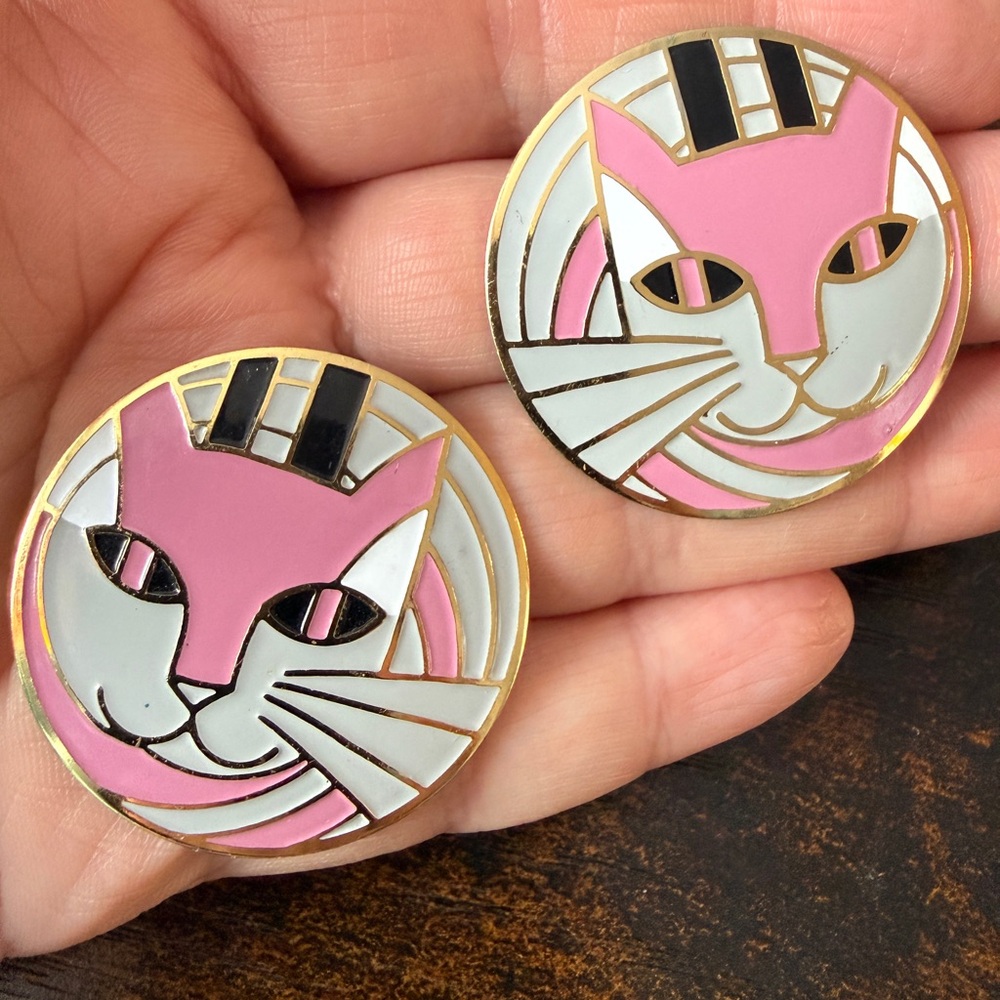 Vintage statement cat earrings